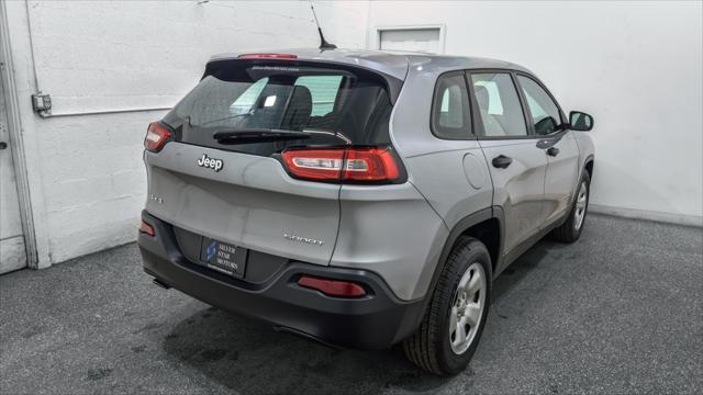 used 2016 Jeep Cherokee car, priced at $12,495