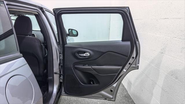 used 2016 Jeep Cherokee car, priced at $12,495