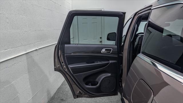 used 2021 Jeep Grand Cherokee car, priced at $24,795
