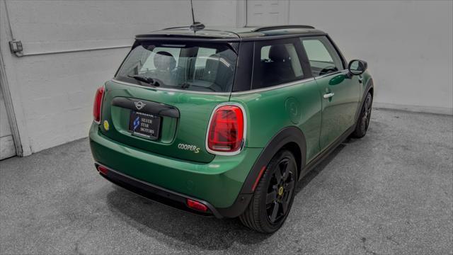 used 2022 MINI Hardtop car, priced at $16,995