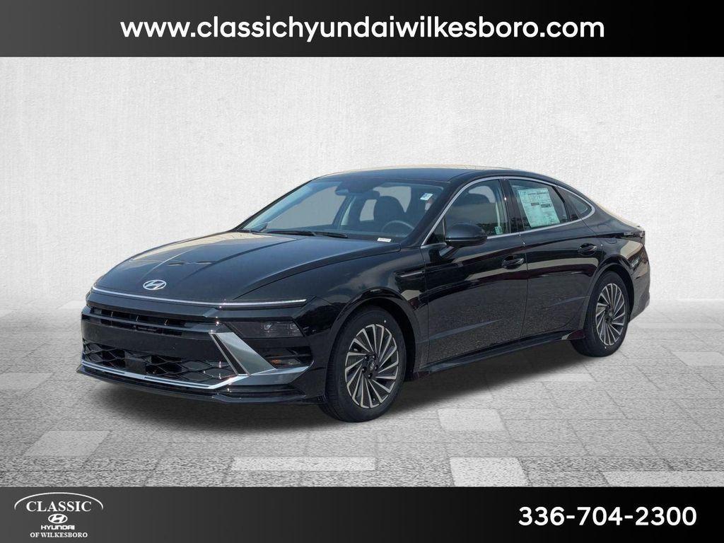 new 2025 Hyundai Sonata Hybrid car, priced at $31,687
