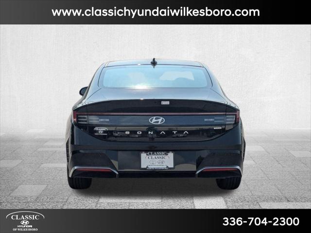 new 2025 Hyundai Sonata Hybrid car, priced at $32,587