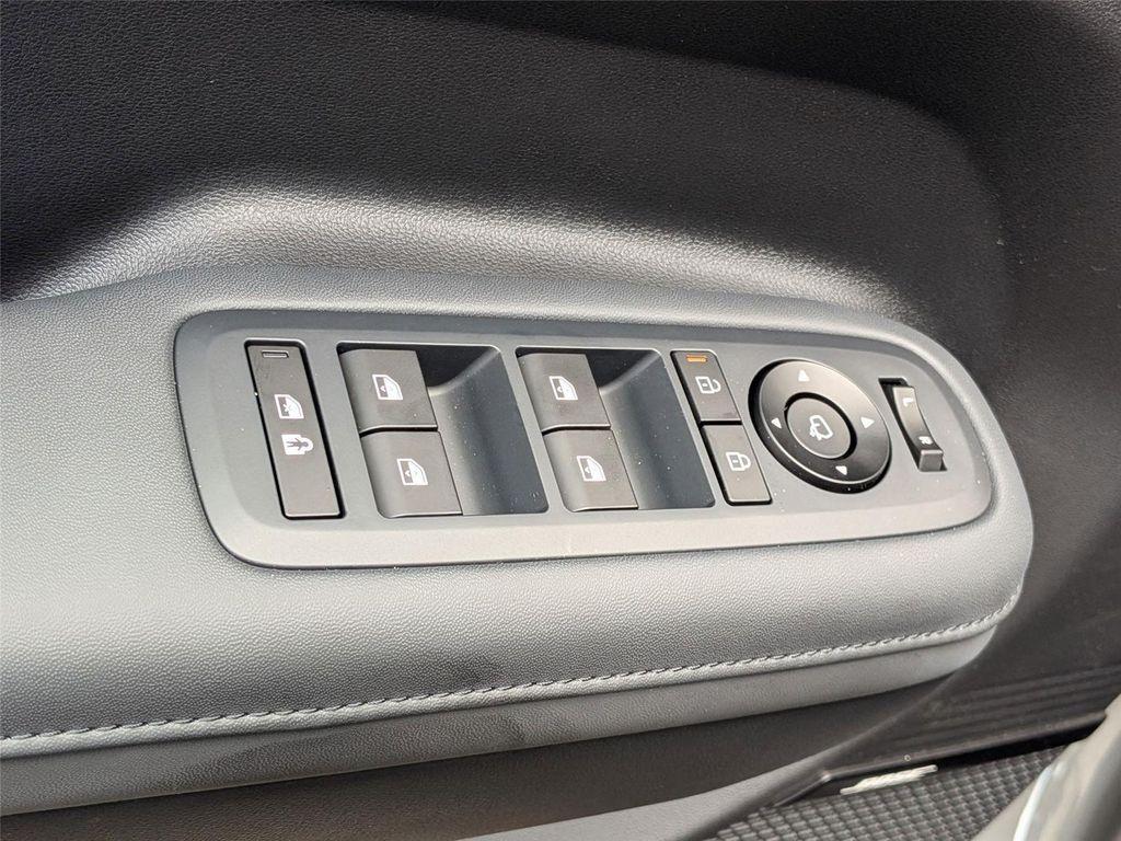 new 2025 Hyundai SANTA FE HEV car, priced at $47,671