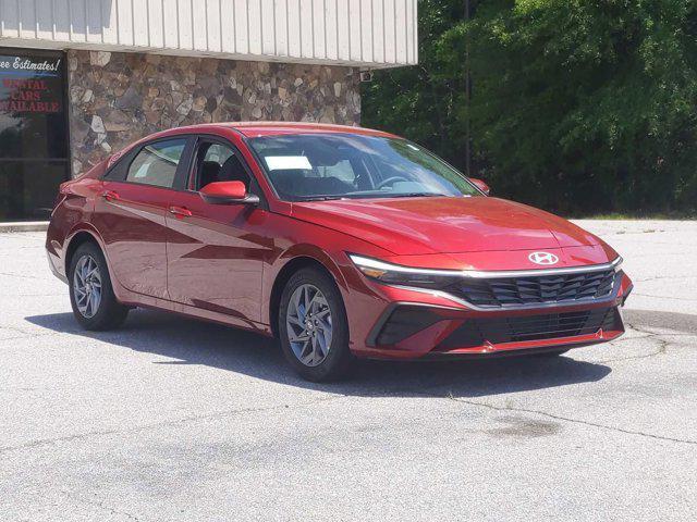 new 2024 Hyundai Elantra car, priced at $23,195