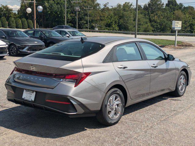 new 2024 Hyundai Elantra car, priced at $21,170