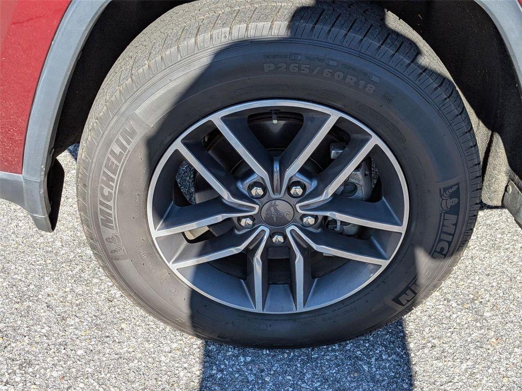 used 2019 Jeep Grand Cherokee car, priced at $19,588