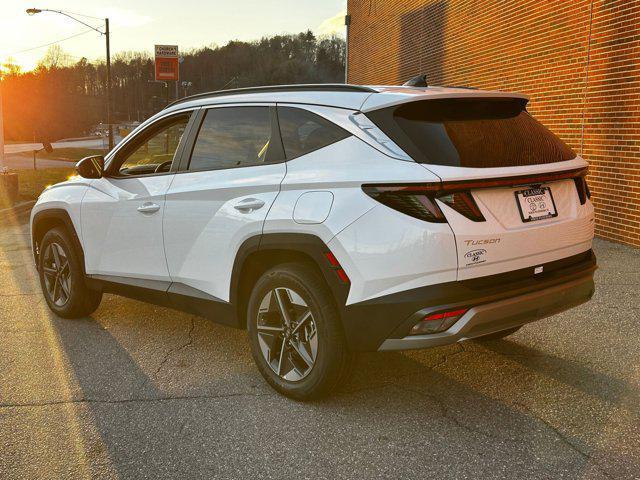 new 2025 Hyundai Tucson car, priced at $34,000