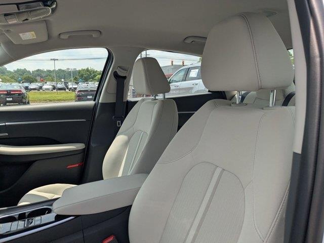 used 2023 Hyundai Sonata Hybrid car, priced at $23,999