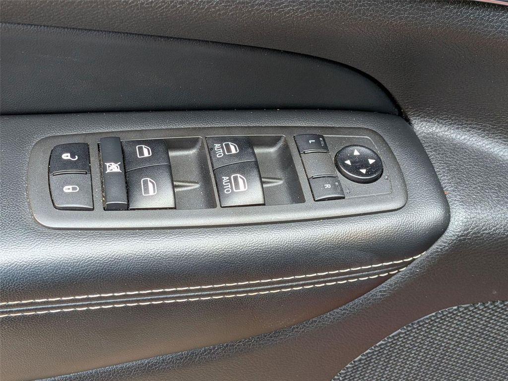 used 2021 Jeep Grand Cherokee car, priced at $20,999