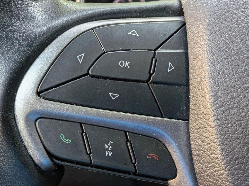 used 2021 Jeep Grand Cherokee car, priced at $20,999