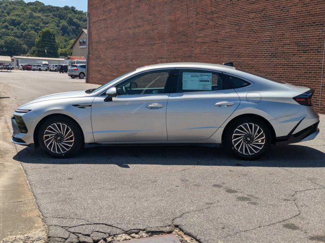 new 2024 Hyundai Sonata Hybrid car, priced at $30,430