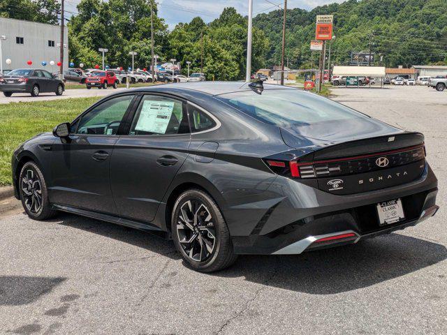 new 2024 Hyundai Sonata car, priced at $27,301