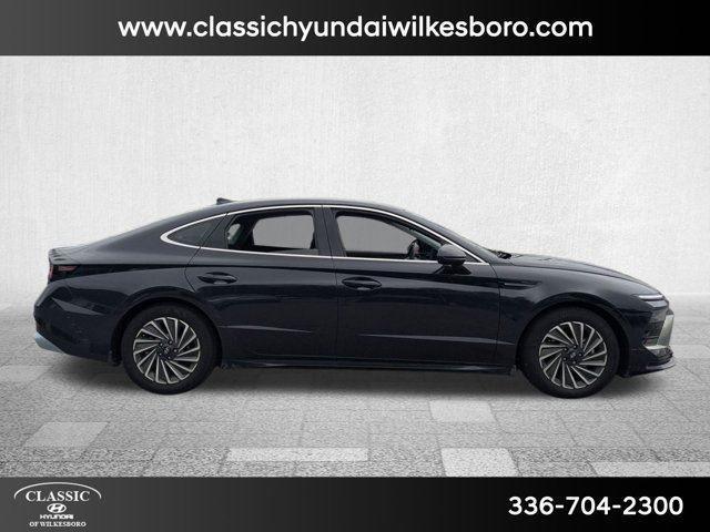used 2024 Hyundai Sonata Hybrid car, priced at $26,198