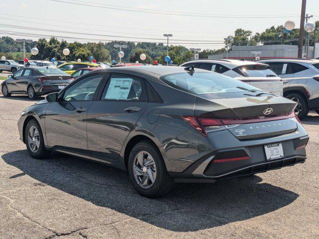 new 2024 Hyundai Elantra car, priced at $21,185