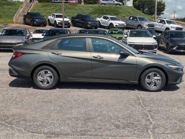 new 2024 Hyundai Elantra car, priced at $21,185