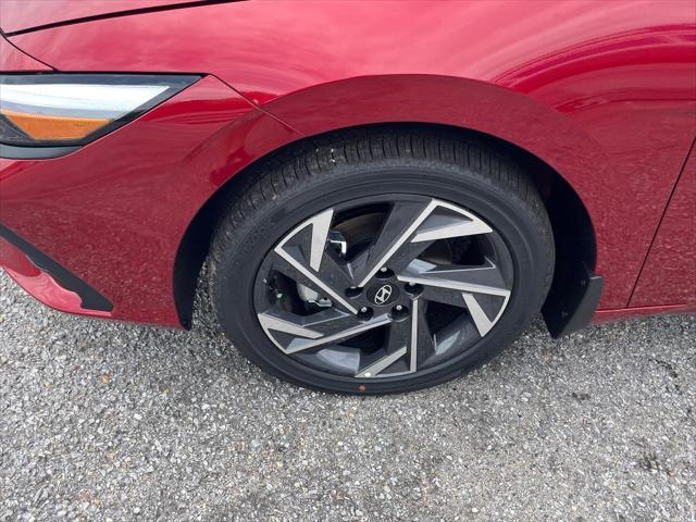 new 2025 Hyundai Elantra car, priced at $29,070