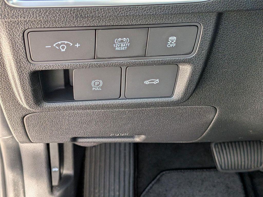 new 2025 Hyundai Sonata Hybrid car, priced at $31,536