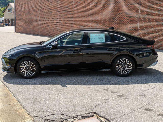 new 2024 Hyundai Sonata Hybrid car, priced at $30,450