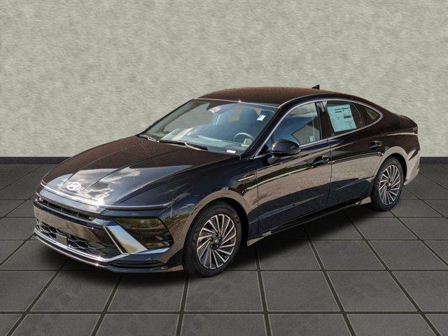 new 2024 Hyundai Sonata Hybrid car, priced at $30,862