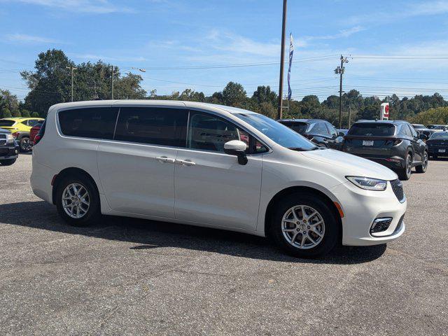 used 2023 Chrysler Pacifica car, priced at $23,598