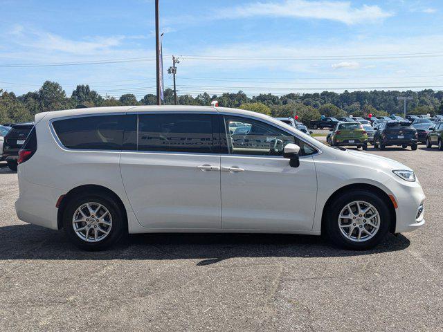 used 2023 Chrysler Pacifica car, priced at $23,598