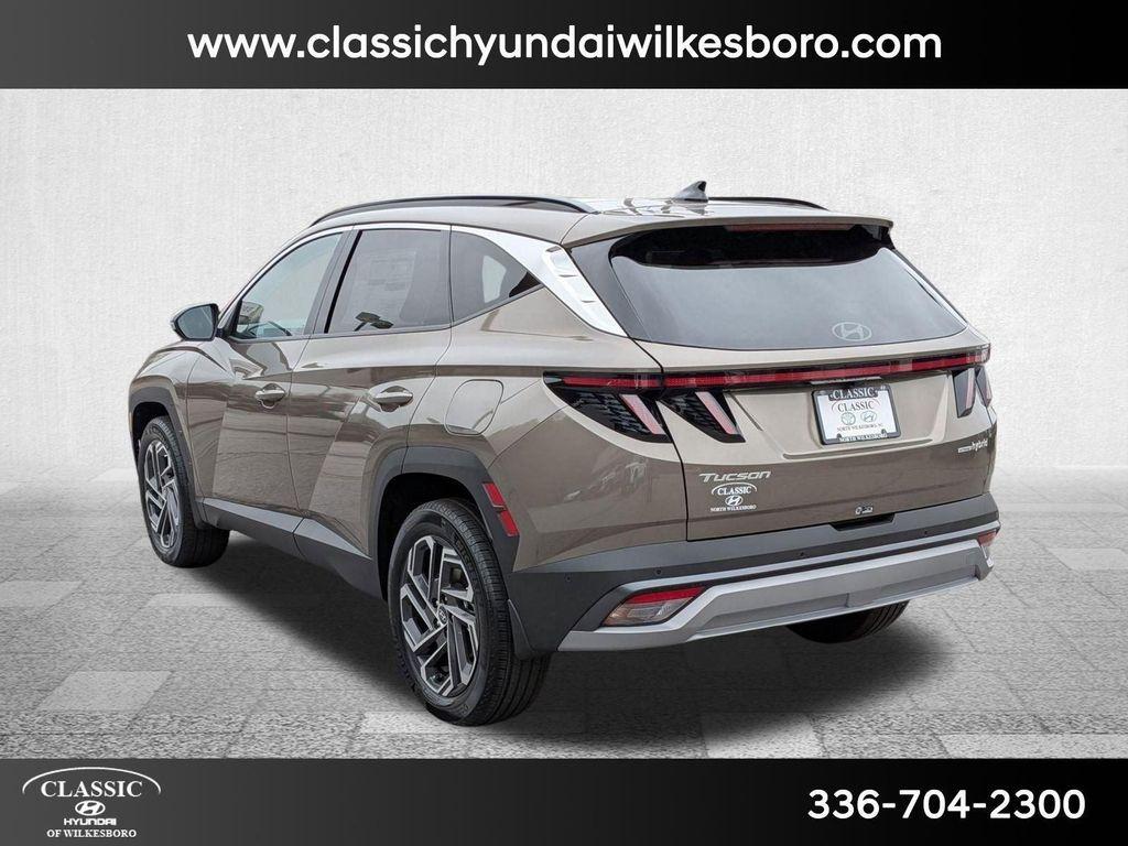 new 2026 Hyundai TUCSON Hybrid car, priced at $44,245