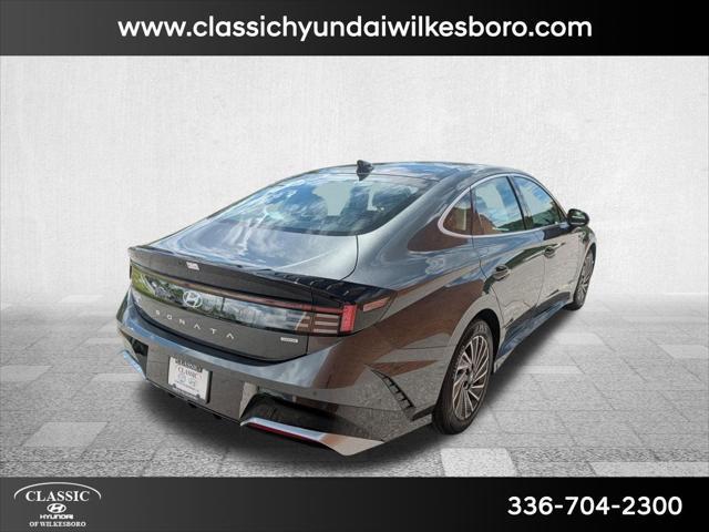 new 2025 Hyundai Sonata Hybrid car, priced at $38,821