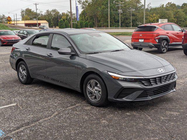 new 2024 Hyundai Elantra car, priced at $21,220