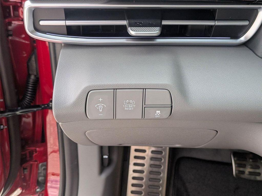 new 2025 Hyundai ELANTRA HEV car, priced at $28,149