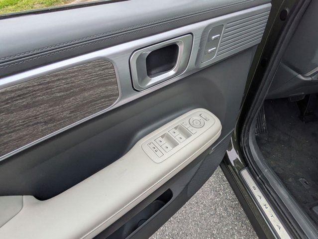 used 2024 Hyundai Santa Fe car, priced at $39,999