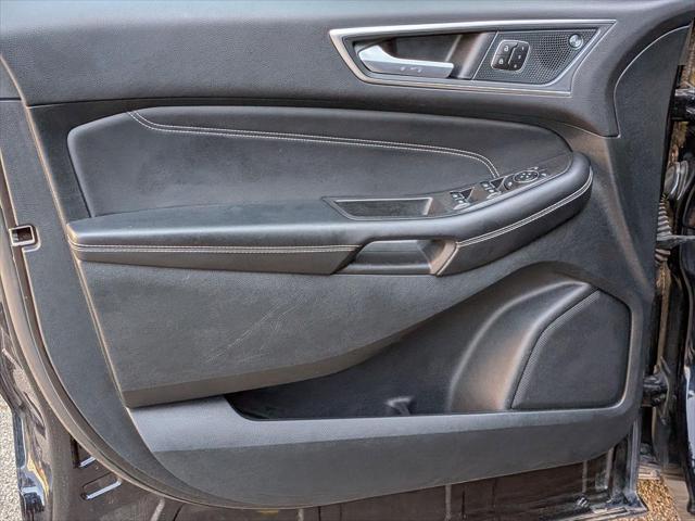 used 2024 Ford Edge car, priced at $29,888