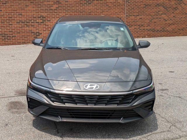 new 2024 Hyundai Elantra car, priced at $23,607