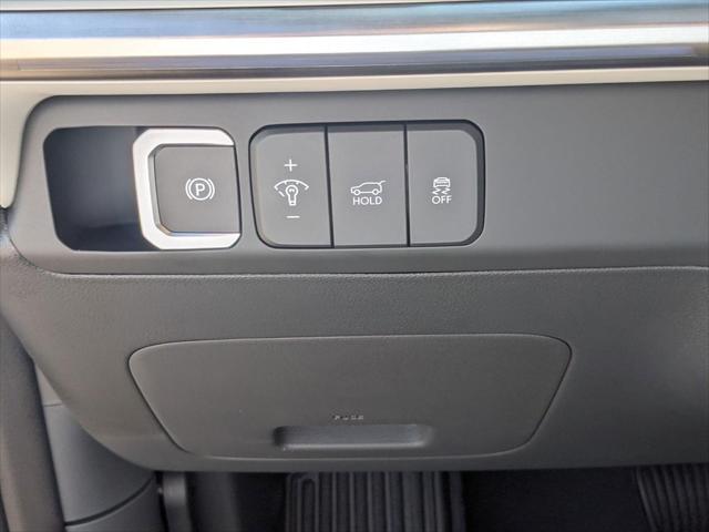 new 2025 Hyundai Santa Fe car, priced at $45,181