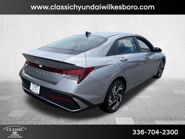new 2025 Hyundai Elantra car, priced at $24,356