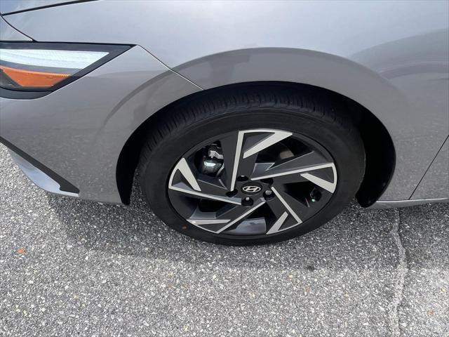 new 2025 Hyundai Elantra car, priced at $24,356