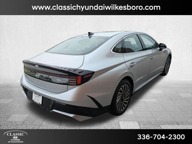new 2025 Hyundai Sonata Hybrid car, priced at $32,488