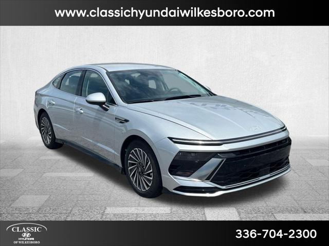 new 2025 Hyundai Sonata Hybrid car, priced at $32,488