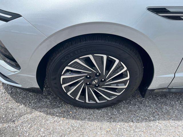 new 2025 Hyundai Sonata Hybrid car, priced at $32,488