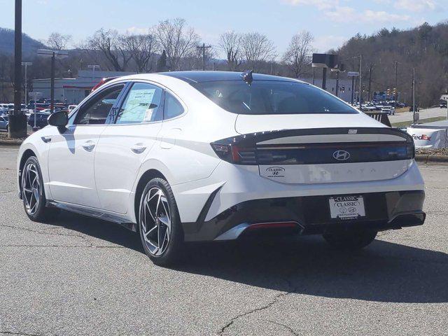 new 2024 Hyundai Sonata car, priced at $30,580