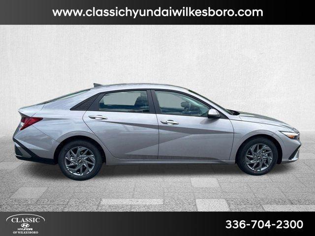 new 2025 Hyundai ELANTRA HEV car, priced at $26,667