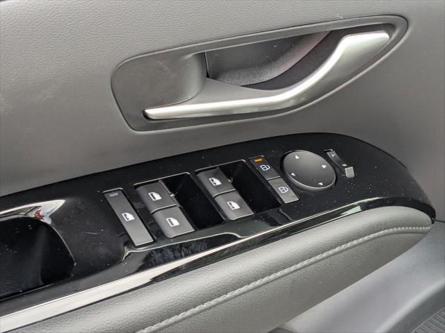 new 2025 Hyundai TUCSON Hybrid car, priced at $42,774