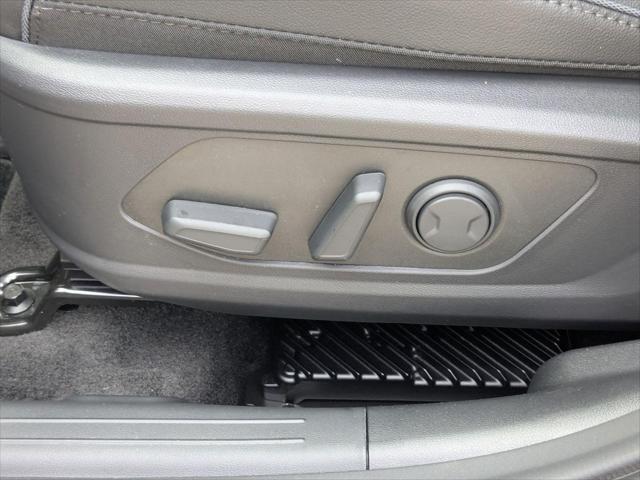new 2025 Hyundai TUCSON Hybrid car, priced at $42,774