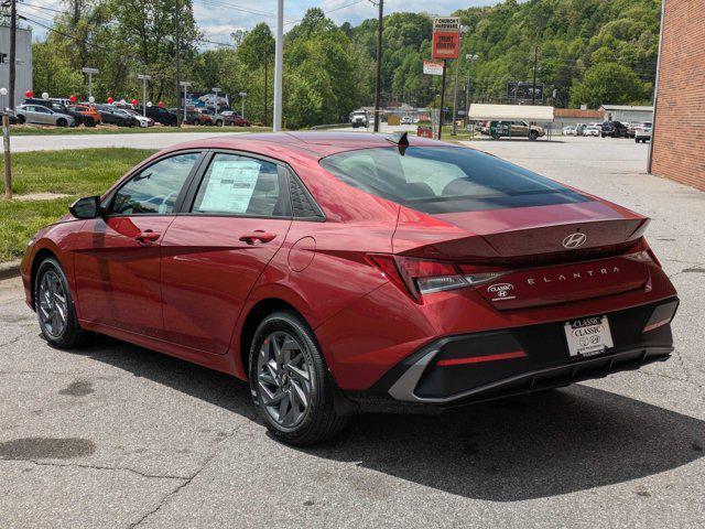 new 2024 Hyundai Elantra car, priced at $23,617