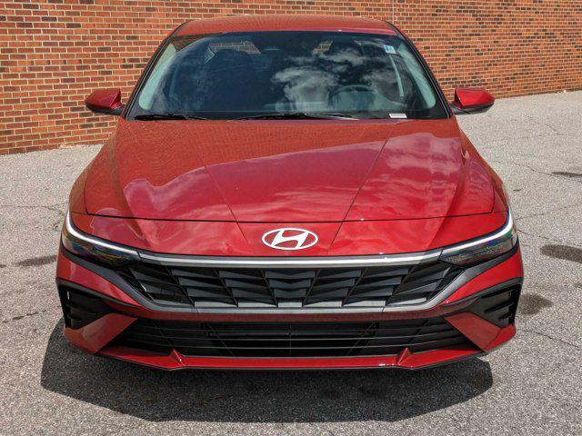 new 2024 Hyundai Elantra car, priced at $23,617