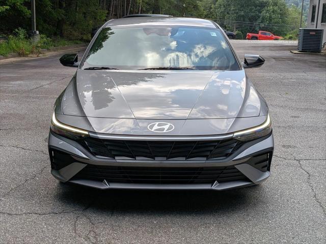 new 2025 Hyundai Elantra car, priced at $24,421