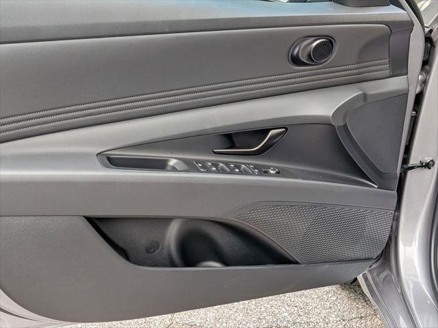 new 2025 Hyundai Elantra car, priced at $24,421