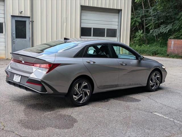 new 2025 Hyundai Elantra car, priced at $24,421