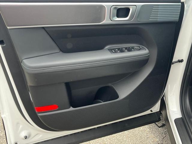 new 2025 Hyundai Santa Fe car, priced at $39,741