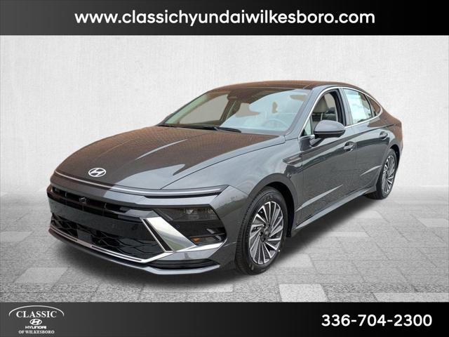 new 2025 Hyundai Sonata Hybrid car, priced at $38,715
