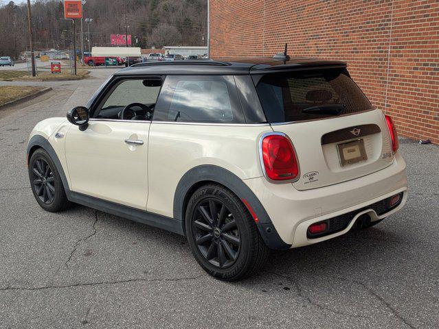 used 2016 MINI Hardtop car, priced at $11,298